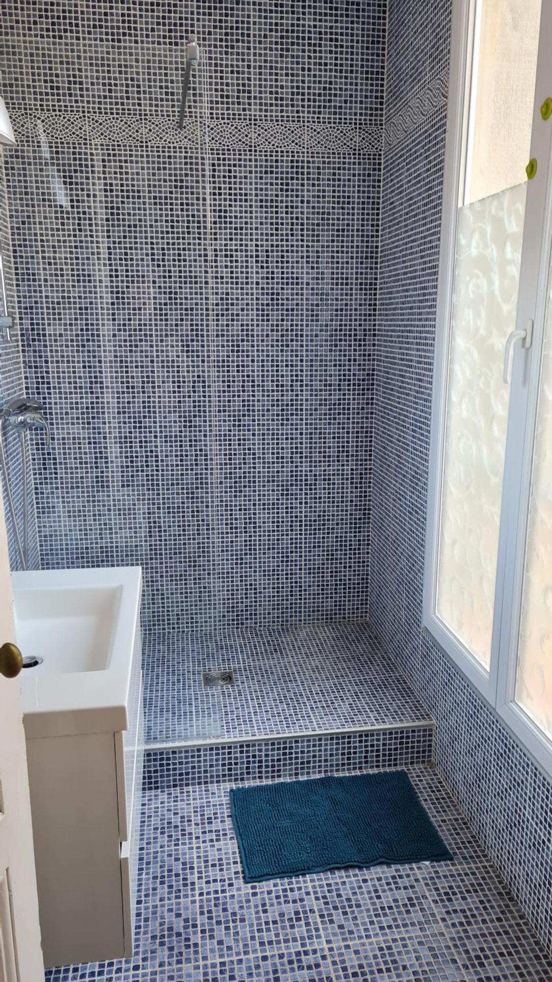 Appartement Nimes Centre ภายนอก รูปภาพ