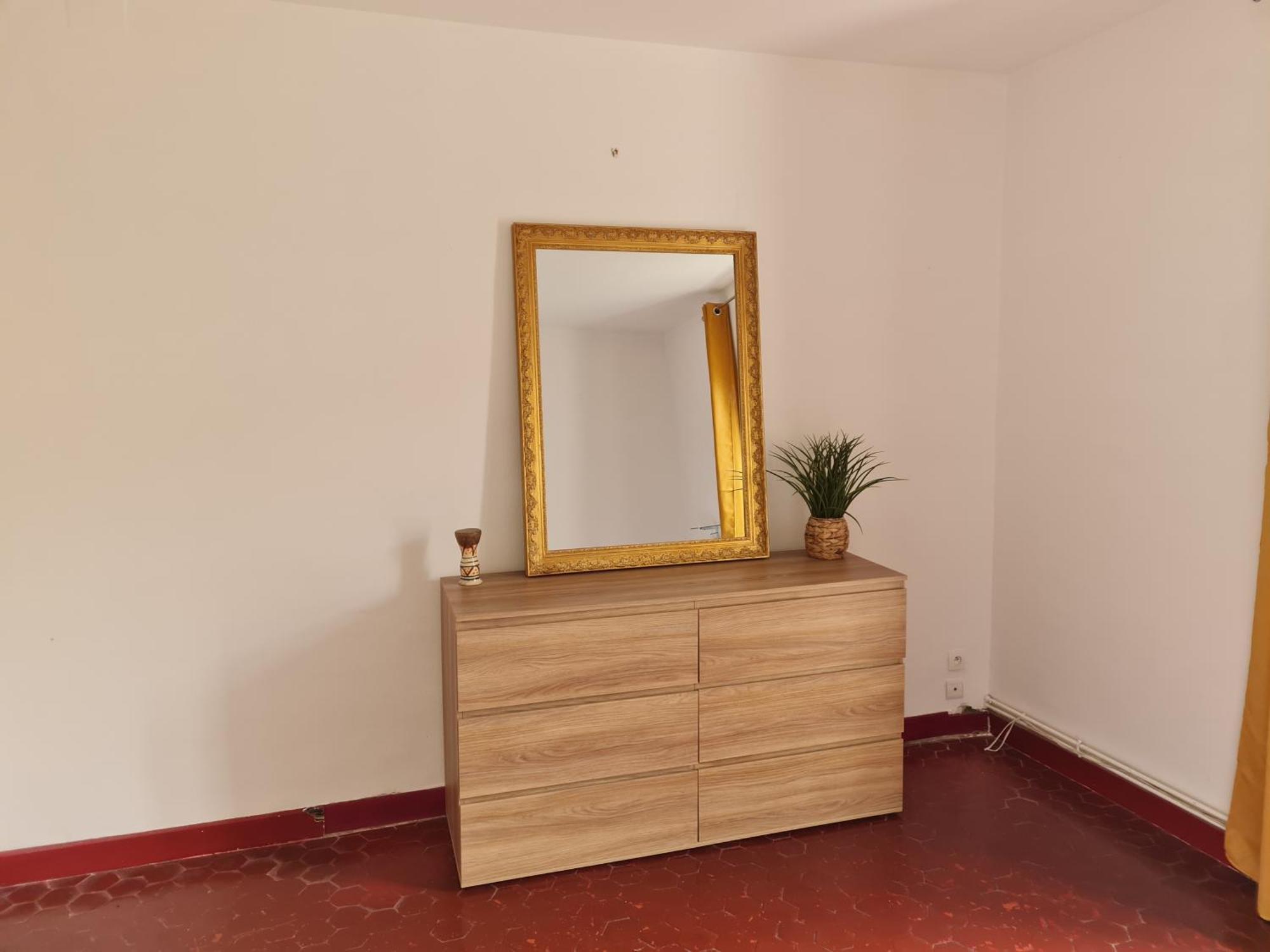 Appartement Nimes Centre ภายนอก รูปภาพ